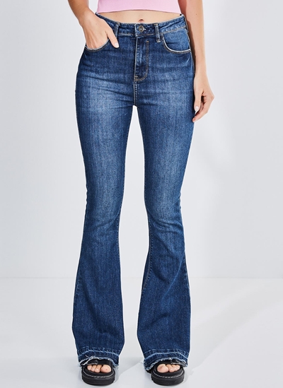 calça flare jeans escuro