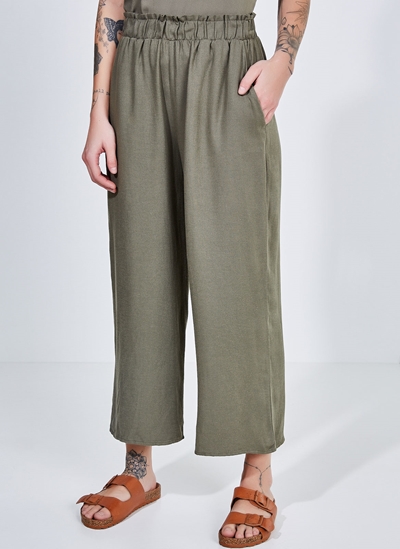 calça pantacourt verde militar