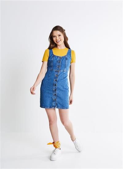 vestido jeans com botão na frente